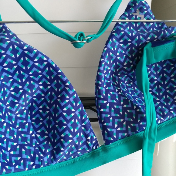 207.  JoyLab Swim Top - Size Large. Reversible - Picture 7 of 7